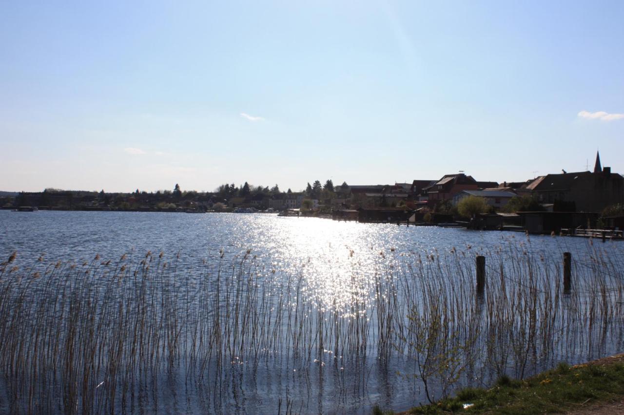 Ferienwohnungen Wassergrundstueck Malchow มัลโชว์ ภายนอก รูปภาพ