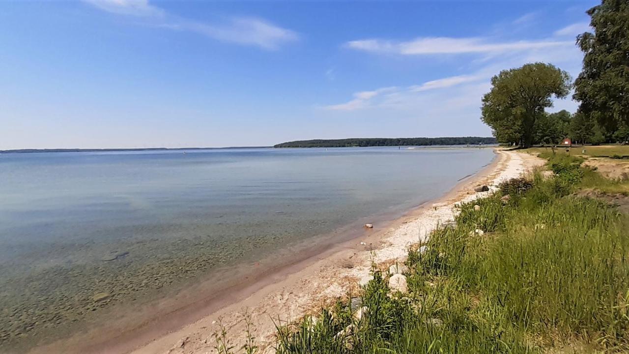 Ferienwohnungen Wassergrundstueck Malchow มัลโชว์ ภายนอก รูปภาพ